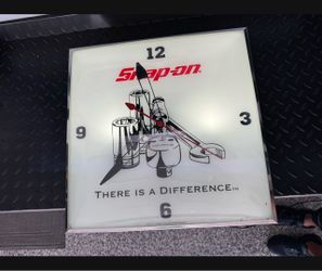 LIMITED  EDITION Snap-on Lighted Advertising Wall Clock