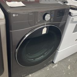 New Scratch And Dent LG Dryer. 1 Year Warranty 