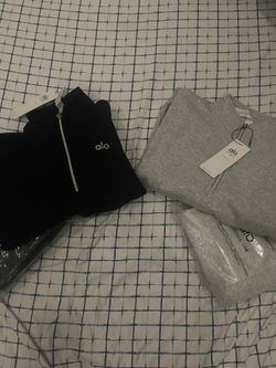 Alo Quarter Zip Set