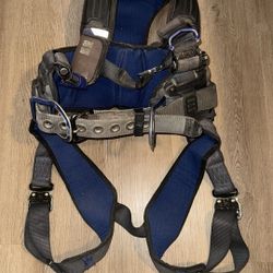 Sala Harness