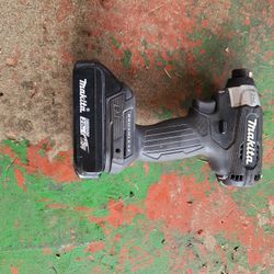 Marital Xdt18 Brushless Impact Driver.