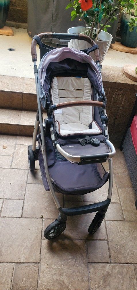 UPPAbaby Cruz Stroller.