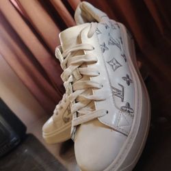 LV AUTHENTIC SHOES 