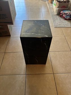 marble end table