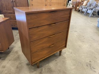 Vintage Mid-Century Modern Walnut TallBoy 4 Drawer Dresser with Carved Recessed Pulls