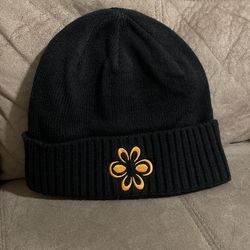 brand new never worn black beanie