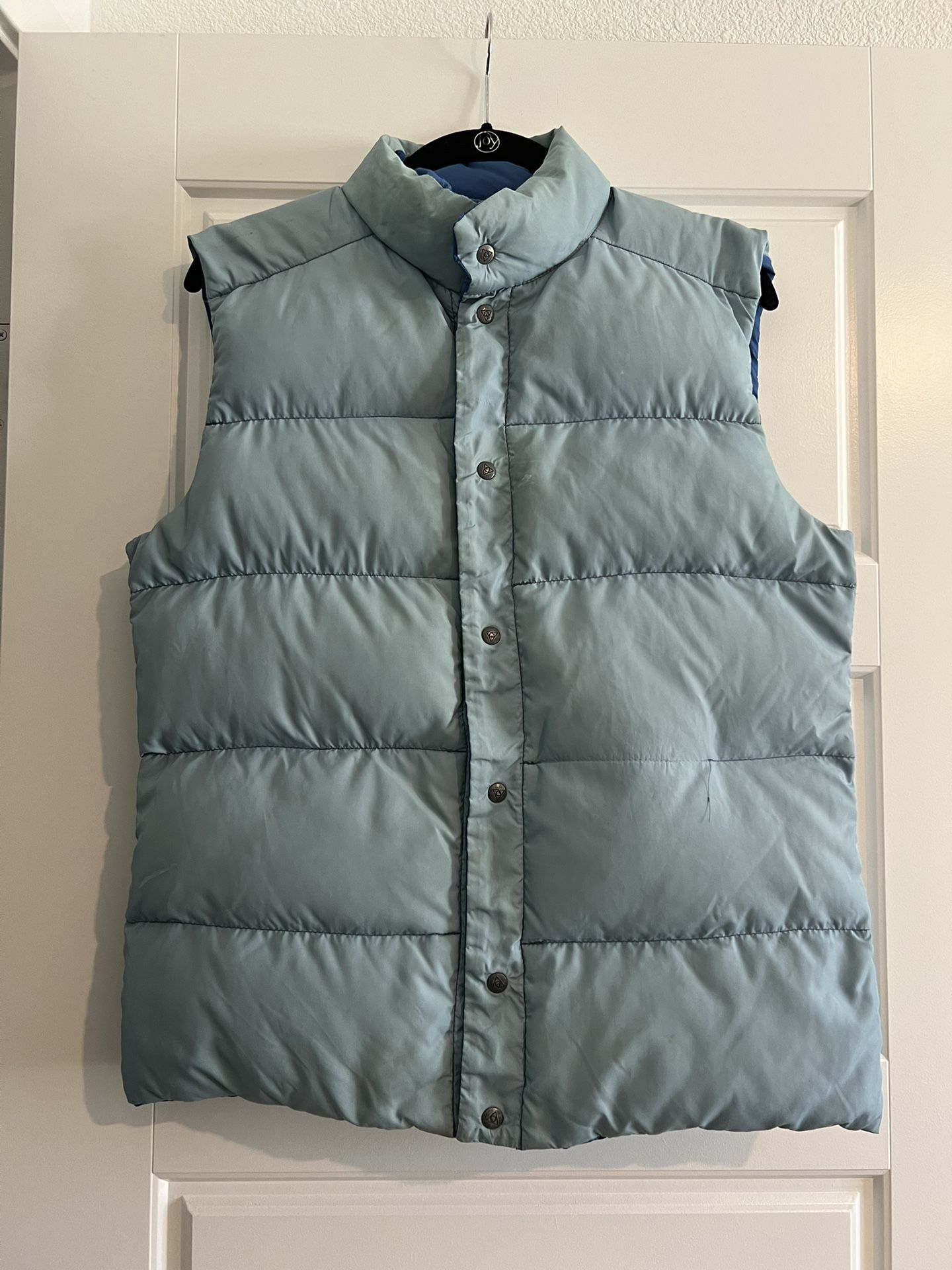 Reversible Puffer Vest.