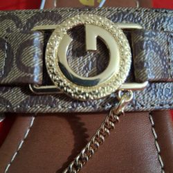 New Guess Sandals $15 Size 5 1/2