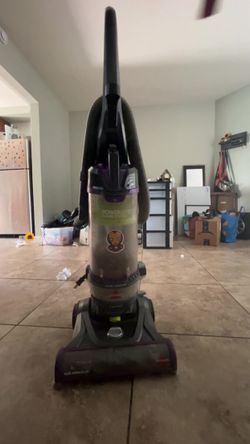 Powerlifter swivel rewind vacuum