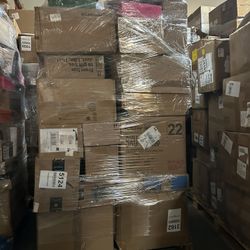 Amazon Walmart Returned Small Packages Big Pallets 