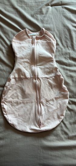 Happiest baby swaddle