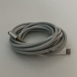 USB-C CHARGING CABLE