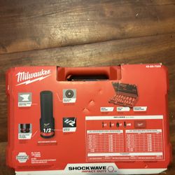 Milwaukee Socket Kit 
