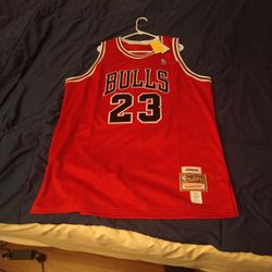 Michael Jordan Bulls 23 Jersey 