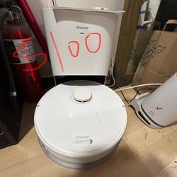 Vacuum robot