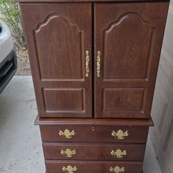 Furniture- Jewelery Case