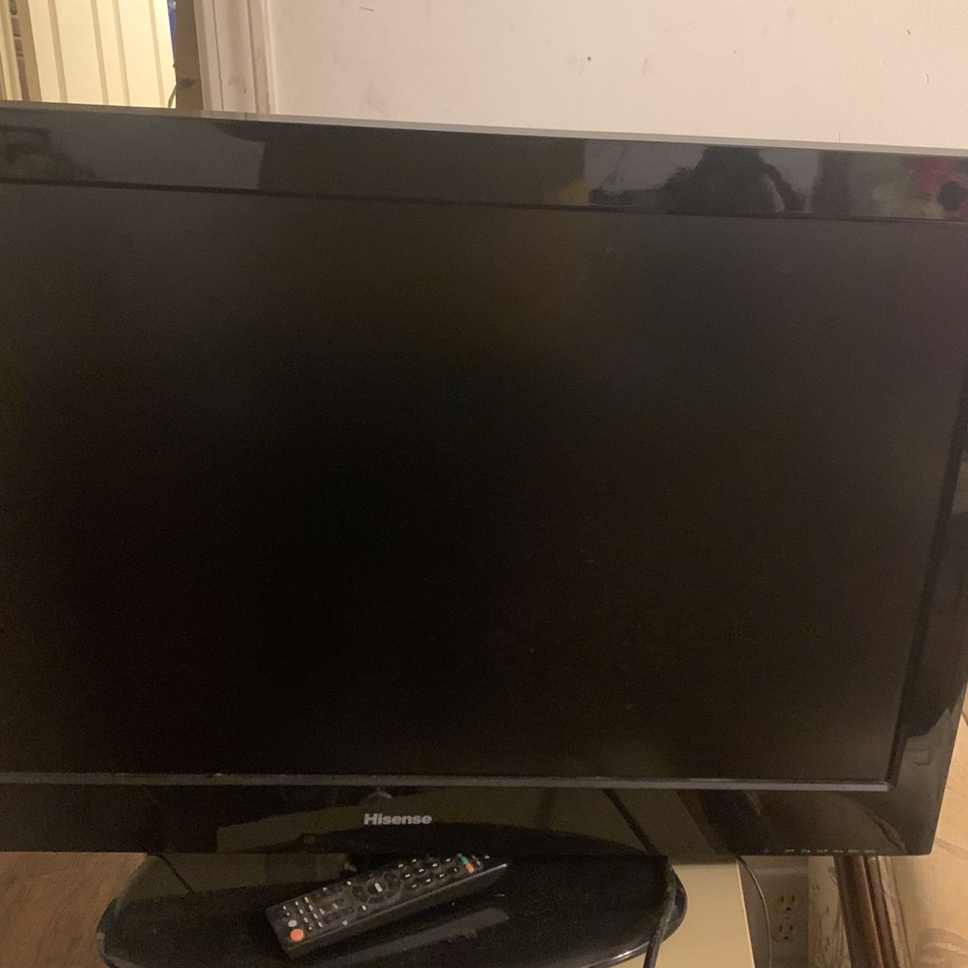 2 TVs