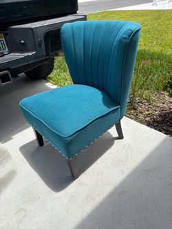 Accent chair