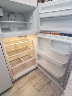 Refrigerador 67Hx33Wx30D