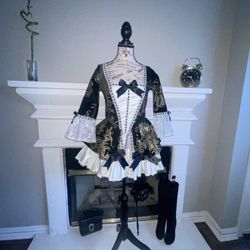 Vintage Gold & Black Elegant Dress 