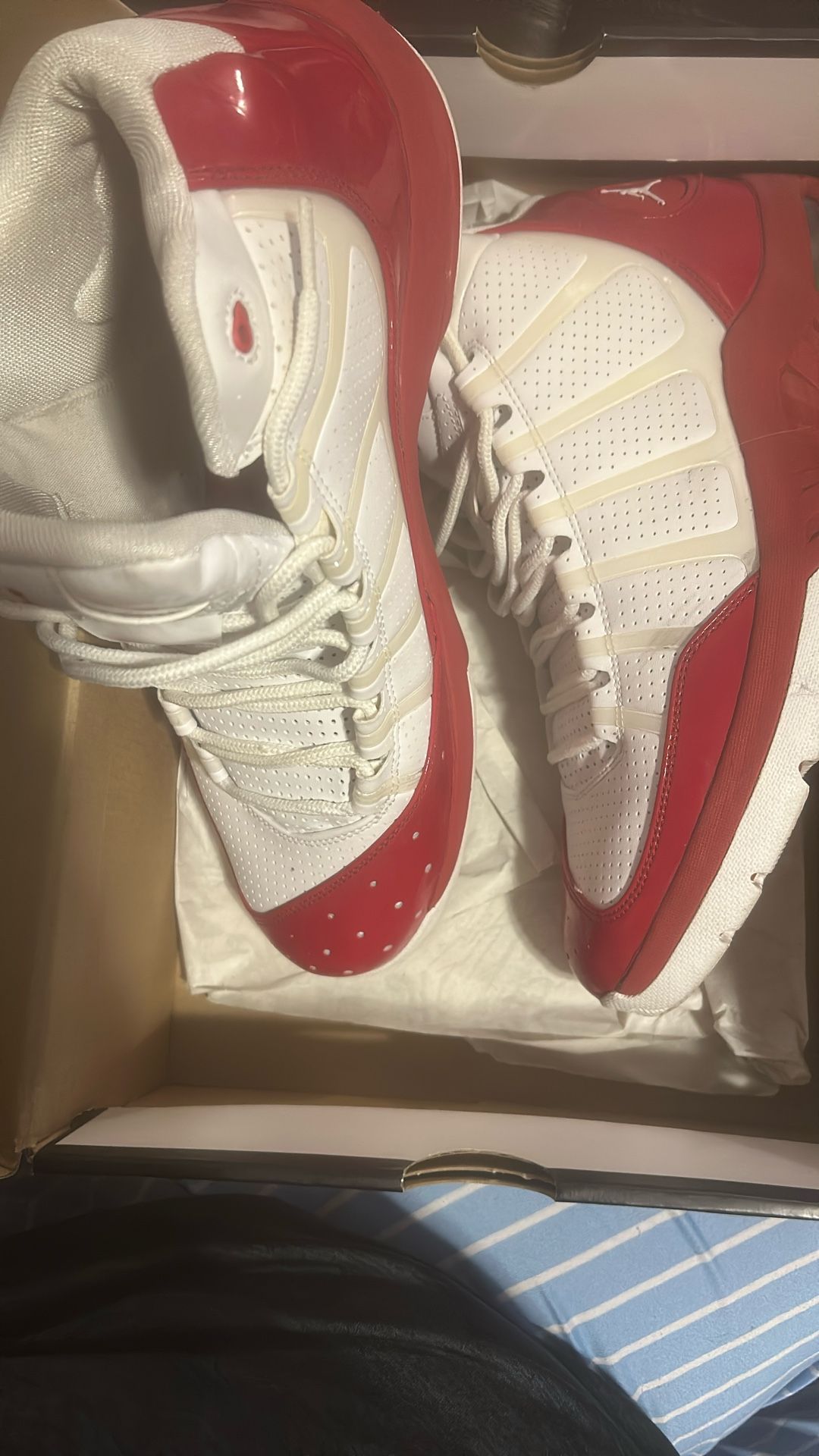 Jordan Aero Flight white red Size 11.5