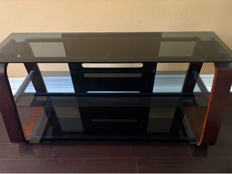 Entertainment tv stand