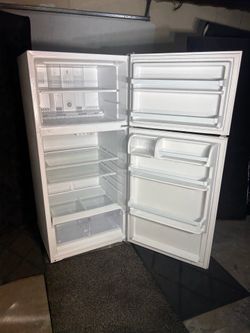 New refrigerator light used top Freezer and fridge