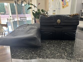 Black Purse Kurt Geiger