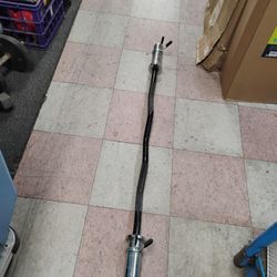 4 ft Olympic weight bar with collars