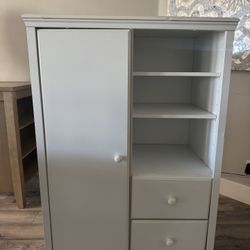 Armoire