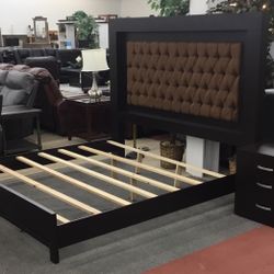 Six piece king bedroom set