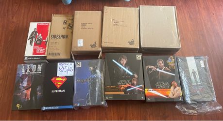 Hot toys and sideshow figures for sale