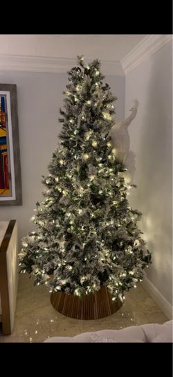 Flocked Artificial Christmas Tree with Lights