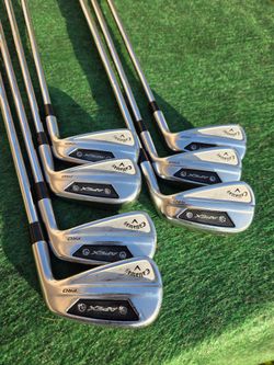 Callaway Apex Pro 24' 4-PW Golf Iron Club Set, RH