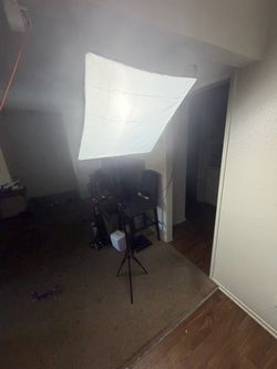 Neewer box light