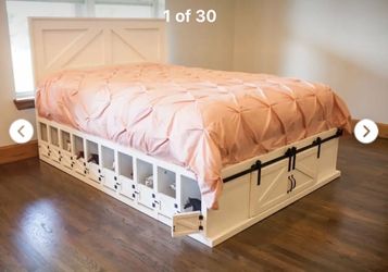 Queen Size “horse stall bed” rare find!!