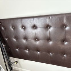 Queen frame and box spring