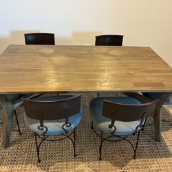 Dining Table & Chairs 