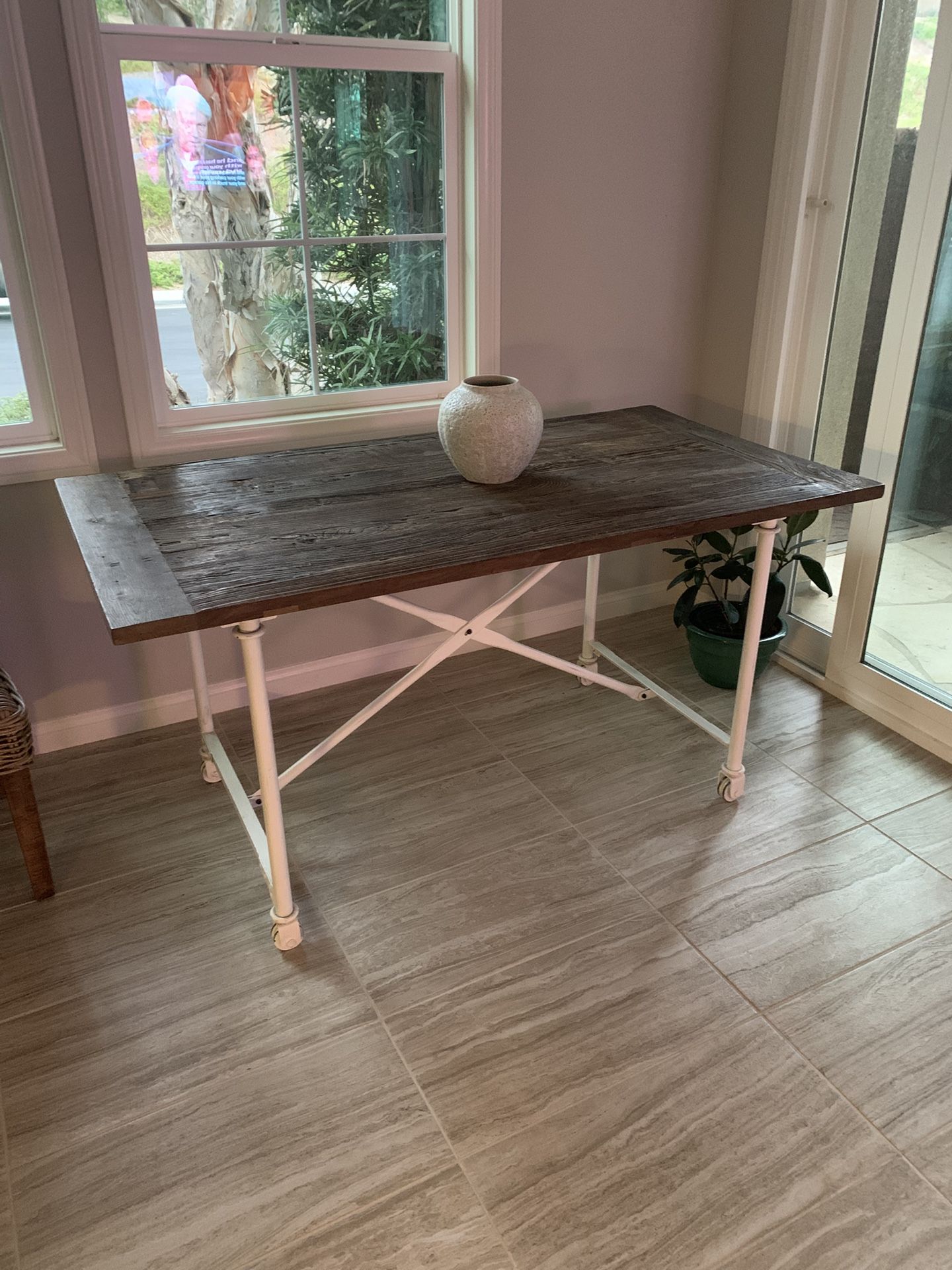 Flatiron dining table