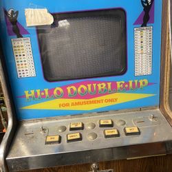 duLux Eight Liner Poker Machine 