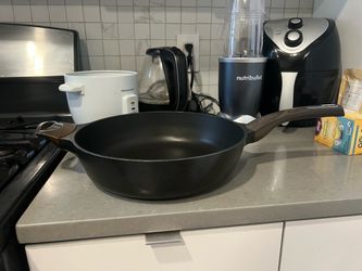 12” Large Deep Nonstick Frying Pan with Lid