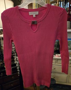 WT# 1084 Women's Philosophy ribbed, long sleeve pink sweater