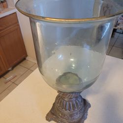 Unique Flower vase with glass top.