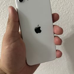 iPhone Se Gen 2 64gb White Color Unlocked For All Carrier 