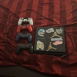 PS4 Slim Plus 4 Controllers (Read description)
