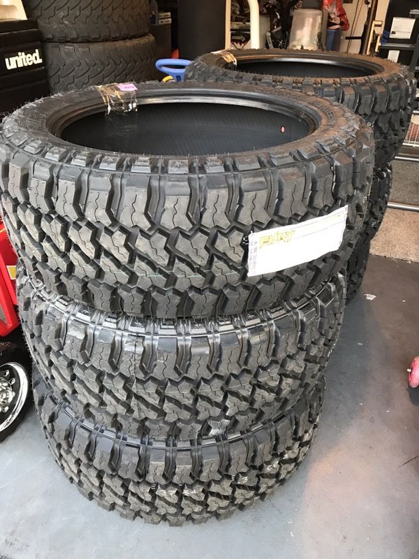 (6) 37x13.50r24 Fury country hunter M/T mud tires dually set