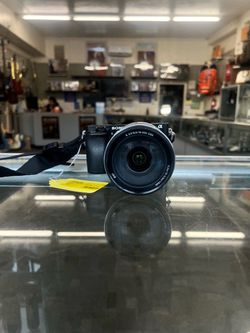Sony A6000  (CX 6000)