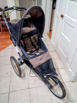 Eddie Bauer kids Jogger Stroller