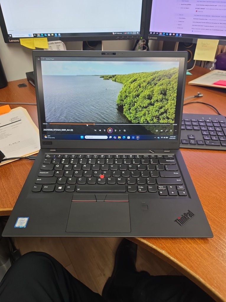 Lenovo X1 Carbon 6th Gen. New Battery Just Installed And C Mos Battery 🔋
