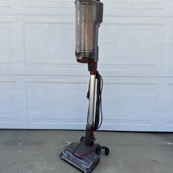 Shark Vacuum 